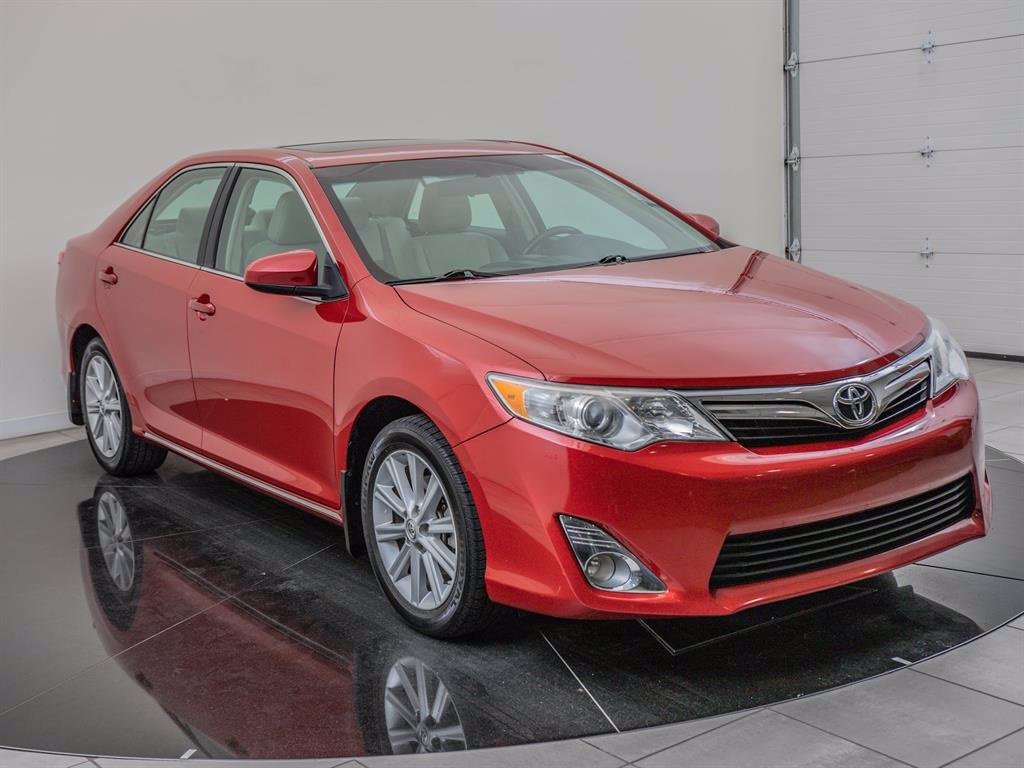 Pre-Owned 2012 Toyota Camry Moonroof 4dr Car in Wichita #51AB704P